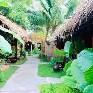  Homestay Under The Coconut Tree
