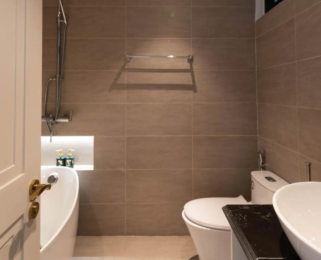 Louis Mo Apartment Da Nang Vietnam
